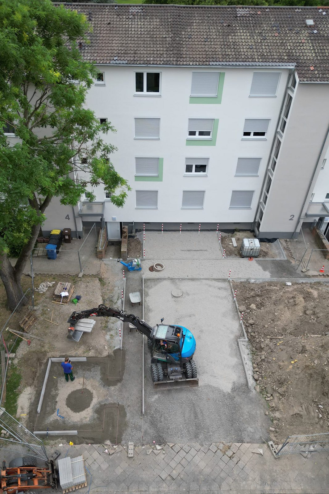 Bagger der Fa. Gartenleben Ludwigshafen